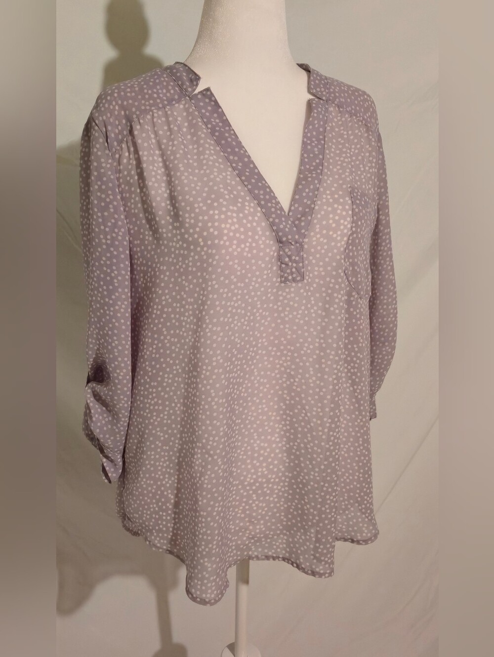 Maurices Lavender/Grey Dot V-Neck Tunic